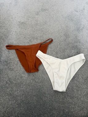 Forever 21 Two-Pack Bikini Bottoms - White & Rust